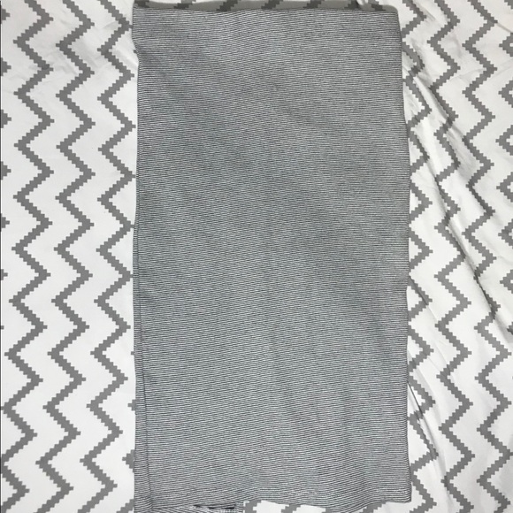 Zara Dresses & Skirts - Zara skirt striped size S